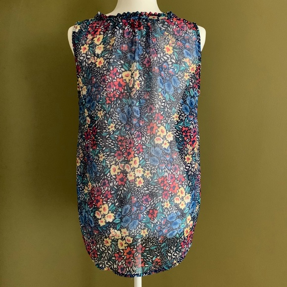 Floral Tunic Top - Picture 3 of 5